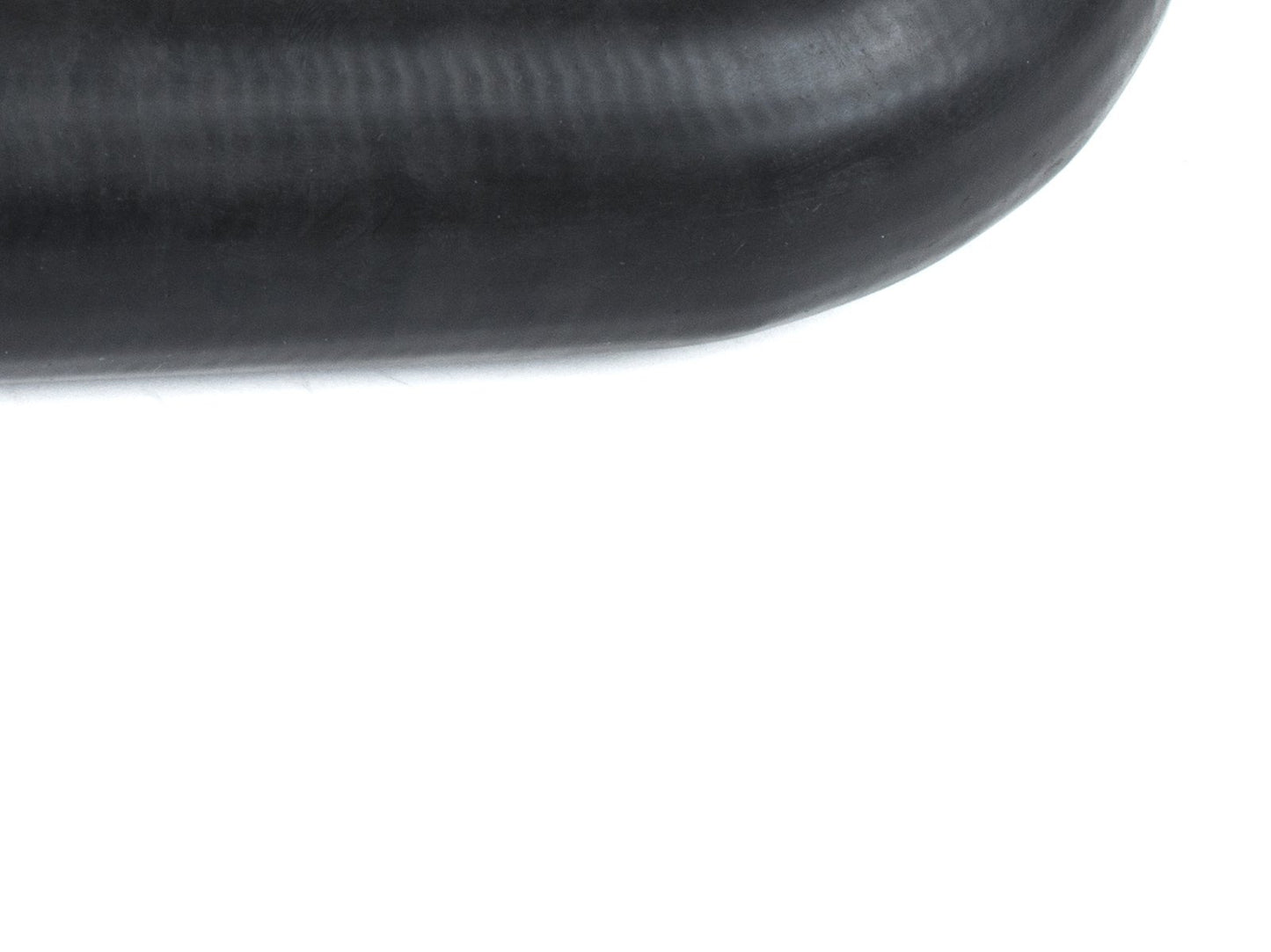 Toyota Avensis II 03-06 2.0 D-4D 116 HP turbo intercooler hose