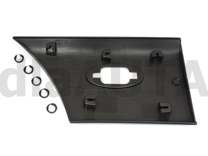 Renault Master III 2010 - side molding BEHIND the rear wheel, right