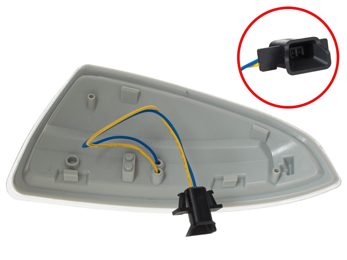 Mercedes Vito / Viano W639 03-10 right mirror indicator