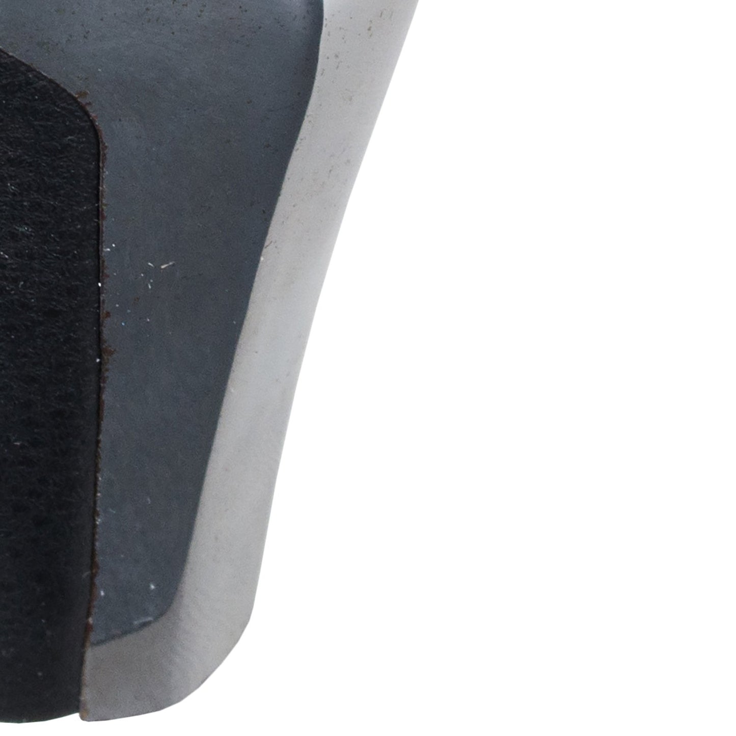 BMW E30 E32 E34 E36 E39 E46 E60 E61 E62 E63 E81 E82 E85 E87 E88 E90 E91 E92 X1 X3 X5 5-speed gear shift knob - 2nd GRADE