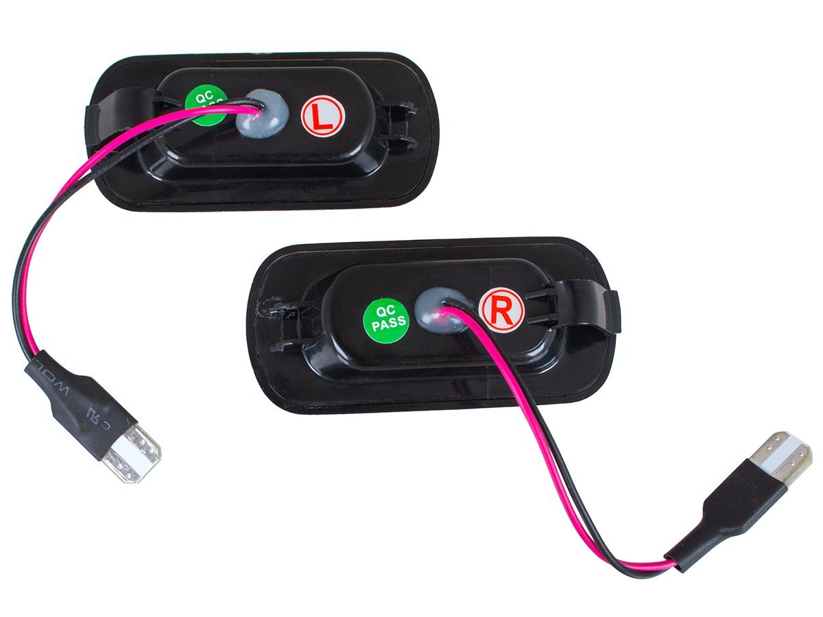 Audi A4 B7 04-09 LED Dynamic Smoked Side Indicator 2 pcs. Set