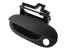 Przedmiot: klamka zewnętrzna do drzwi przednich
Strona: lewa
Producent: zamiennik
Kolor: nie lakierowane - w kolorze czarnego plastiku
Samochód: BMW E39 seria 5
Rok produkcji: 1996-2003