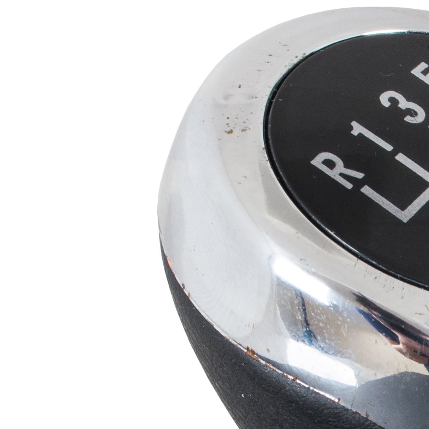 BMW E30 E32 E34 E36 E39 E46 E60 E61 E62 E63 E81 E82 E85 E87 E88 E90 E91 E92 X1 X3 X5 5-speed gear shift knob - 2nd GRADE