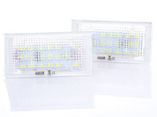 Przedmiot: 1 para lampek podświetlenia tablicy rejestracyjnej LED
Producent: zamiennik
Samochód:
* BMW 3 E46 98-03 2 drzw. Coupe
* BMW E46 M3 99-03