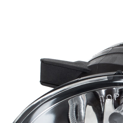 VW Jetta IV 2010 - left fog light