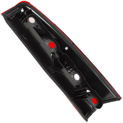 Renault Master 2010 - rear left light