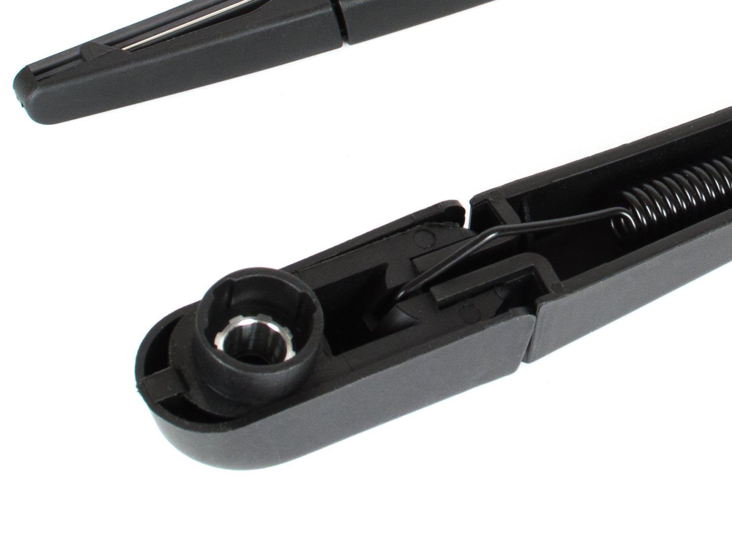 Alfa Romeo Giulietta 2010 - rear wiper arm + blade