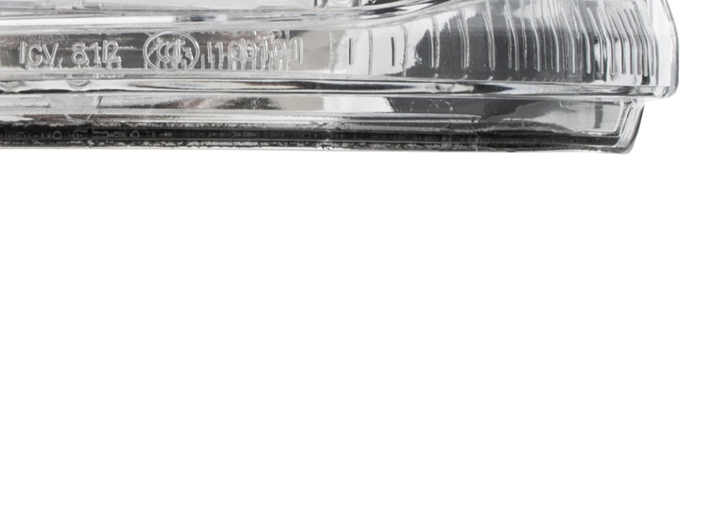 Volvo V60 2010 - LED turn signal in left mirror