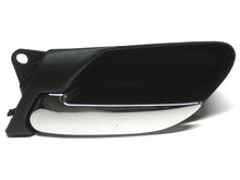 Przedmiot: klamka wewnętrzna do drzwi przednich
Strona: lewa
Producent: zamiennik
Kolor:obudowa w kolorze czarnego plastiku. rączka chromowana
Samochód: BMW E46 seria 3
Rok produkcji: 1998-2004