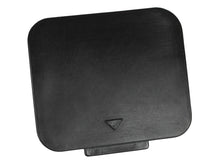 Przedmiot: zaślepka haka holowniczego w zderzak przedni
Kolor: czarna - nie lakierowana
Producent: zamiennik
Samochód: BMW 5 E39
Rok produkcji: 1995-2000