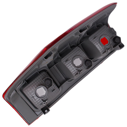 Lampa Tylna Tył PRAWA na BŁOTNIK PAKĘ do FORD RANGER V MK5 2011-2016