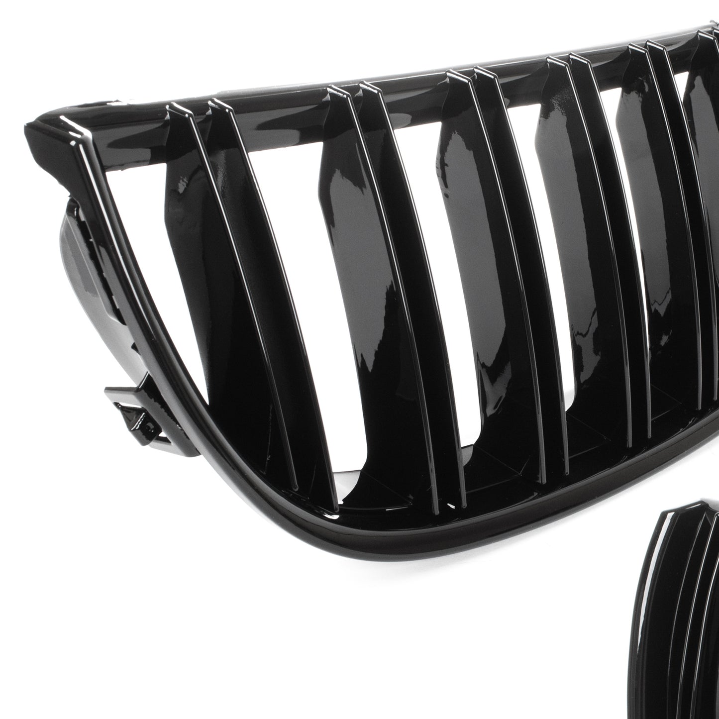 BMW 3 E90 / E91 04-09 SEDAN / KOMBI atrapy między reflektory (nerki) lewa + prawa kpl. BLACK GLOSSY DOUBLE BAR