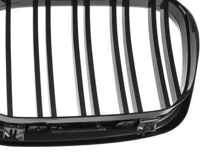BMW 5 E39 FL 00-04 atrapy między reflektory (nerki) lewa + prawa kpl. BLACK GLOSSY DOUBLE BAR