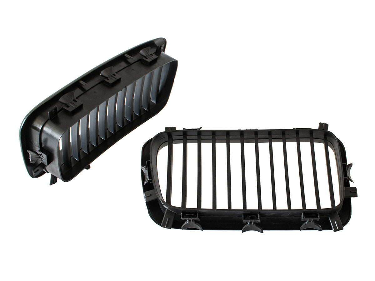 BMW 7 E38 94-98 atrapy między reflektory (nerki) lewa + prawa kpl. BLACK MAT