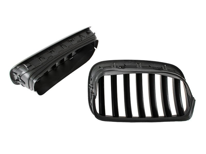 BMW X5 E70 06-09 atrapy między reflektory (nerki) lewa + prawa kpl. BLACK MAT