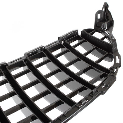 Mercedes W205 / C205 18-22 atrapa między reflektory (grill)