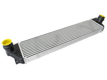 Opel Movano B 2010- 2,3 CDTI chłodnica powietrza (intercooler)